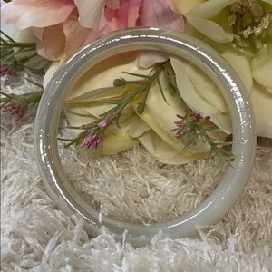 glass bangle NWT